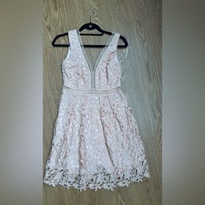 Light pink lace dress size small